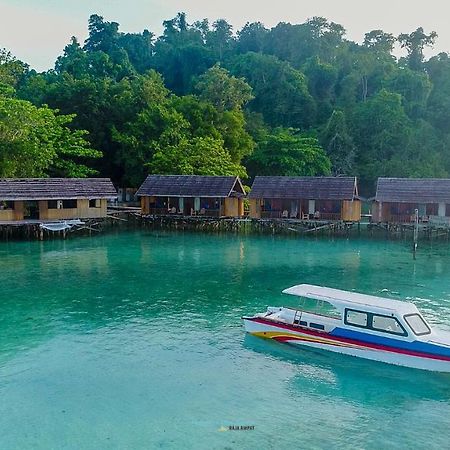 Hamueco Dive Resort Raja Ampat Рабия Экстерьер фото
