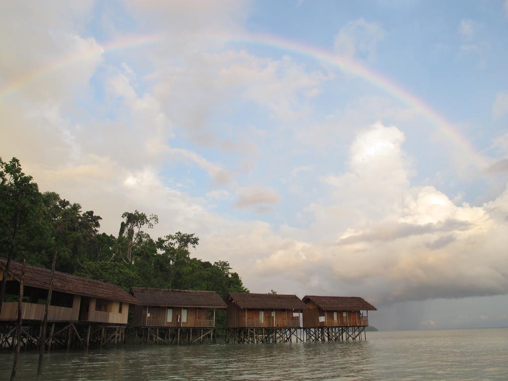 Hamueco Dive Resort Raja Ampat Рабия Экстерьер фото