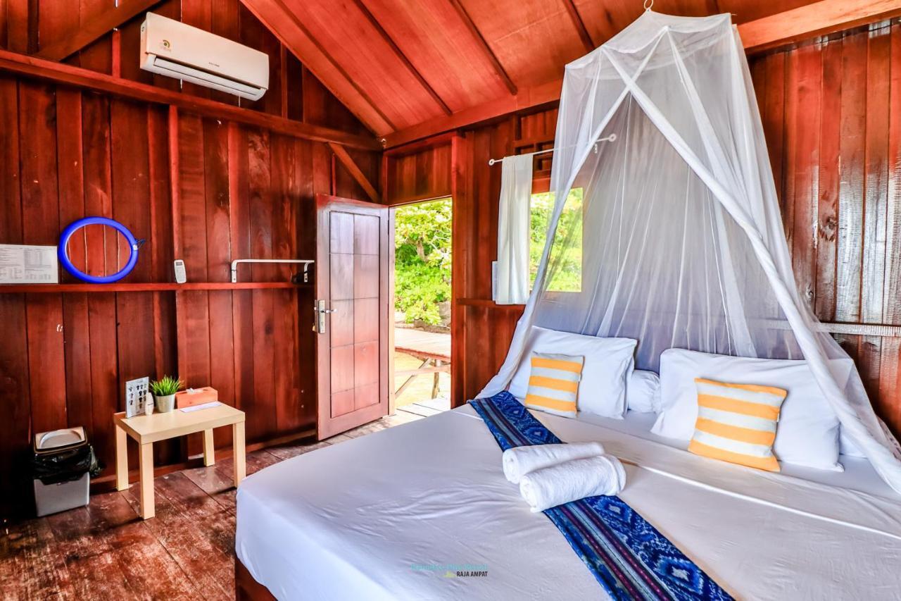 Hamueco Dive Resort Raja Ampat Рабия Экстерьер фото
